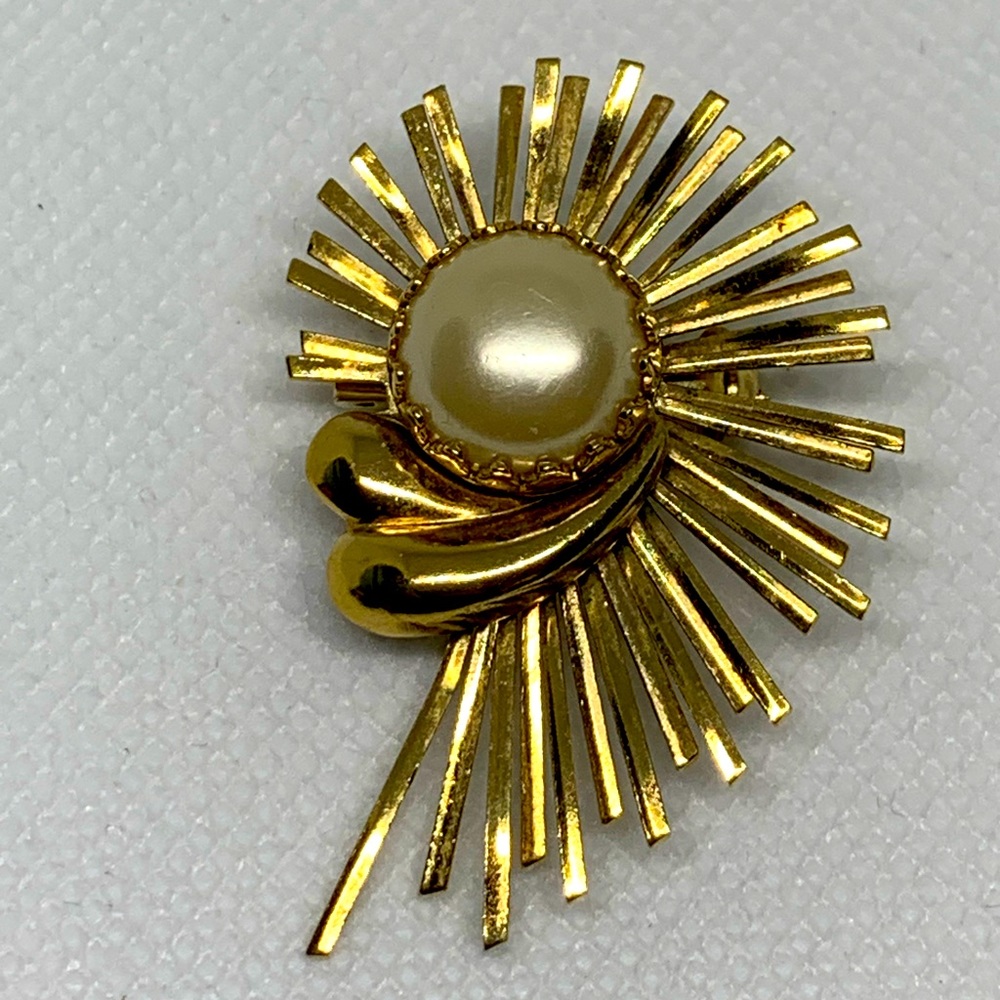 Vintage 1950s Emmons Brooch